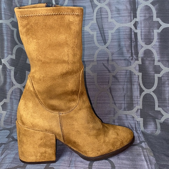 Charles David Suede Boots - Picture 4 of 6